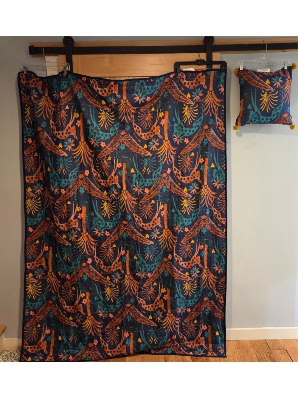 Opalhouse Jungalo 69x80 Quilt & Pillow Blue Rabbit Leaves Stitching